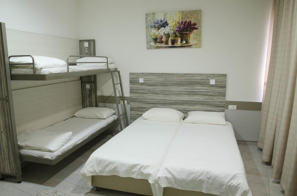 Hi - Pkiin Hostel Buqei'a Екстериор снимка